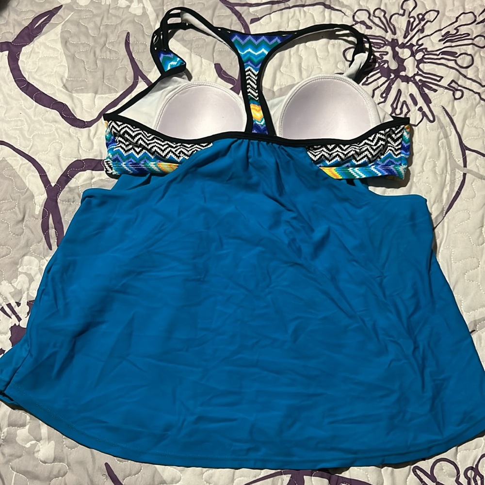 Colorful Racerback Tank Top - Picture 3 of 3